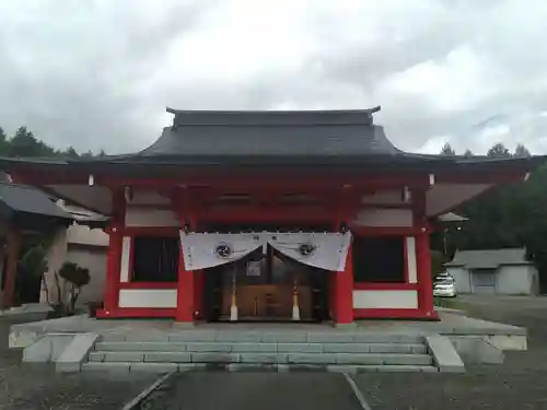 中富良野神社の本殿