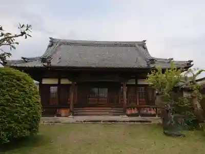 総持院の本殿・本堂