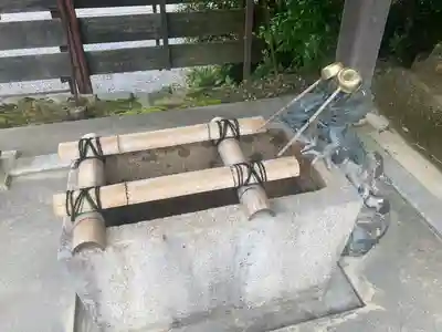 稲村神社の手水舎