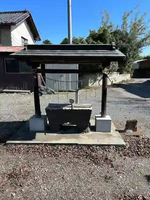 小宅八幡神社の手水舎
