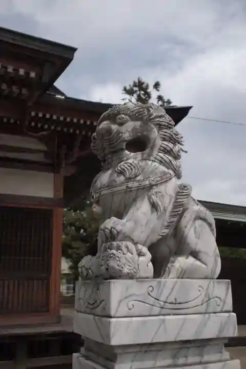 春日神社の狛犬