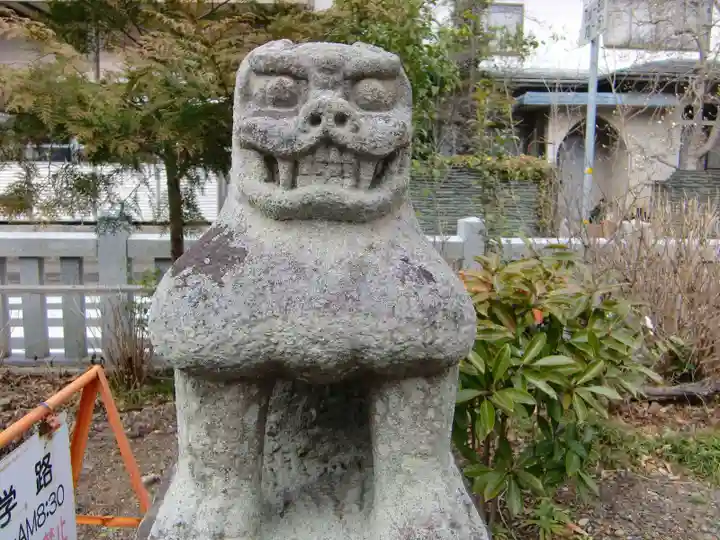 銭谷稲生神社の狛犬