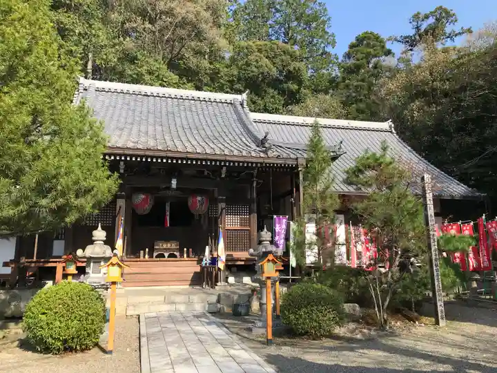 長光寺の本殿・本堂