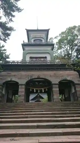 尾山神社の山門