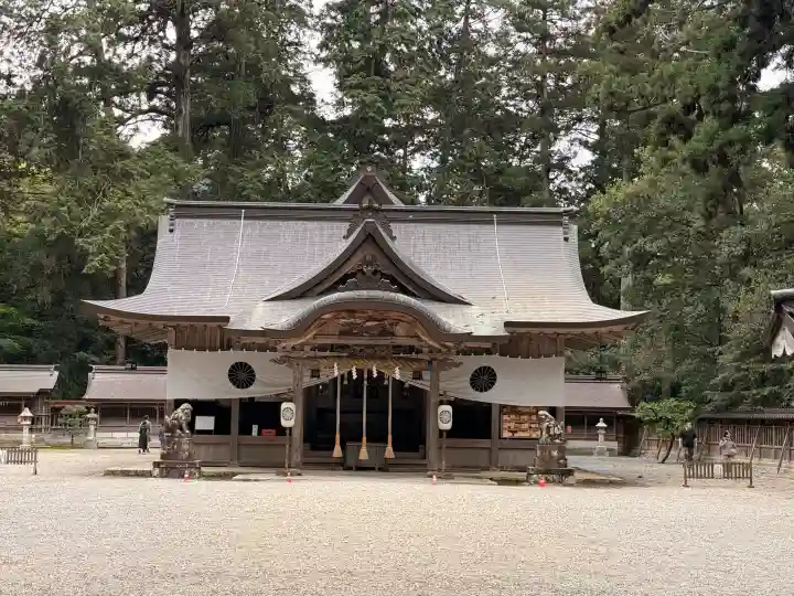 伊和神社の{uncategorized: "未分類", other: "その他", undefined: "問題あり", building: "その他建物", grave: "お墓", sacred_gate: "鳥居", guardian: "狛犬", statue: "像", buddha: "仏像", history: "歴史", nature: "自然", garden: "庭園", animal: "動物", pagoda: "塔", temizu: "手水舎", mountain_gate: "山門・神門", sanctuary: "本殿・本堂", subordinate: "末社・摂社", art: "芸術", scenery: "景色", jizo: "地蔵", ema: "絵馬", goshuin: "御朱印", omikuji: "おみくじ", items: "授与品その他", amulet: "お守り", goshuincho: "御朱印帳", eats: "食事", festival: "お祭り", votive_dance: "神楽", shichigosan: "七五三参", wedding: "結婚式", experience: "体験その他", initially: "初詣", around: "周辺", anti_infection: "感染症対策"}