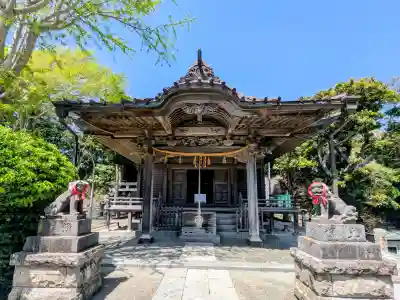 小動神社の{uncategorized: "未分類", other: "その他", undefined: "問題あり", building: "その他建物", grave: "お墓", sacred_gate: "鳥居", guardian: "狛犬", statue: "像", buddha: "仏像", history: "歴史", nature: "自然", garden: "庭園", animal: "動物", pagoda: "塔", temizu: "手水舎", mountain_gate: "山門・神門", sanctuary: "本殿・本堂", subordinate: "末社・摂社", art: "芸術", scenery: "景色", jizo: "地蔵", ema: "絵馬", goshuin: "御朱印", omikuji: "おみくじ", items: "授与品その他", amulet: "お守り", goshuincho: "御朱印帳", eats: "食事", festival: "お祭り", votive_dance: "神楽", shichigosan: "七五三参", wedding: "結婚式", experience: "体験その他", initially: "初詣", around: "周辺", anti_infection: "感染症対策"}