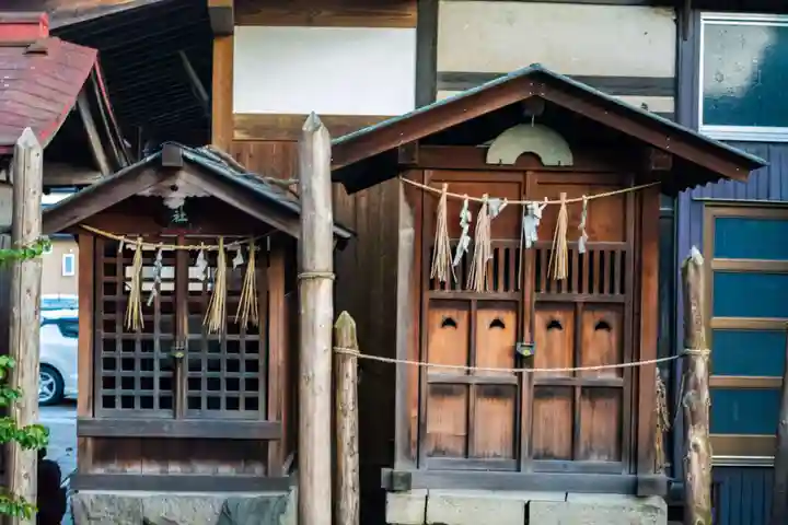 八剣神社の末社・摂社