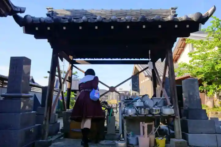 崇覚寺の{uncategorized: "未分類", other: "その他", undefined: "問題あり", building: "その他建物", grave: "お墓", sacred_gate: "鳥居", guardian: "狛犬", statue: "像", buddha: "仏像", history: "歴史", nature: "自然", garden: "庭園", animal: "動物", pagoda: "塔", temizu: "手水舎", mountain_gate: "山門・神門", sanctuary: "本殿・本堂", subordinate: "末社・摂社", art: "芸術", scenery: "景色", jizo: "地蔵", ema: "絵馬", goshuin: "御朱印", omikuji: "おみくじ", items: "授与品その他", amulet: "お守り", goshuincho: "御朱印帳", eats: "食事", festival: "お祭り", votive_dance: "神楽", shichigosan: "七五三参", wedding: "結婚式", experience: "体験その他", initially: "初詣", around: "周辺", anti_infection: "感染症対策"}