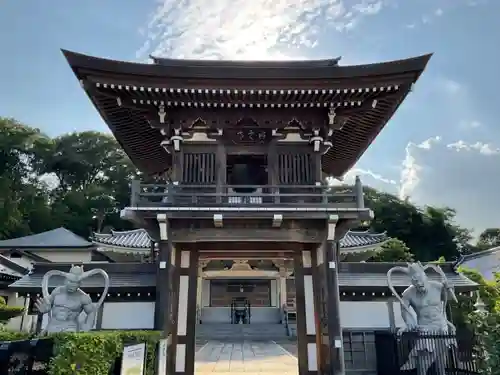 龍澤山祥雲寺の山門・神門