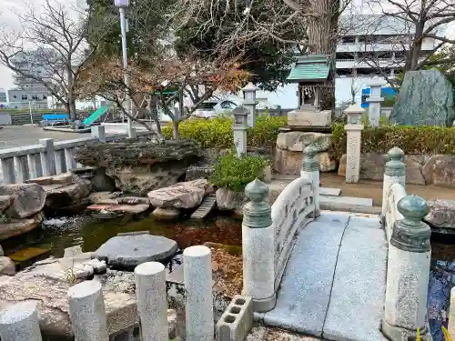 亀山八幡宮の建物その他