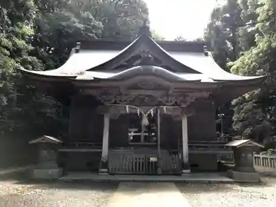 泉神社の本殿・本堂