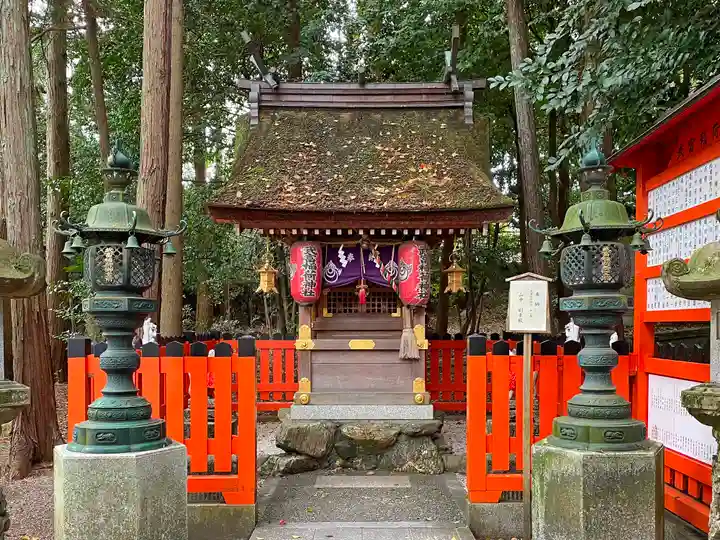 建部大社の末社・摂社