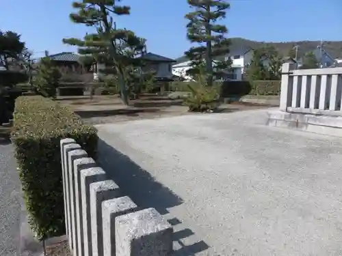 二条天皇　香隆寺陵のその他建物