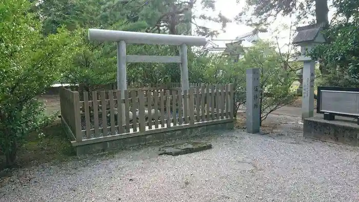 十社大神の建物その他