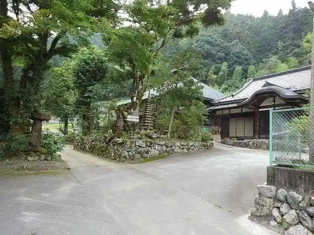 光明寺の本殿・本堂