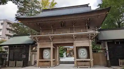 八幡大神社の山門・神門