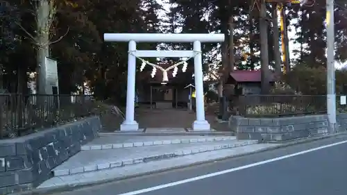 外野別雷皇大神の鳥居