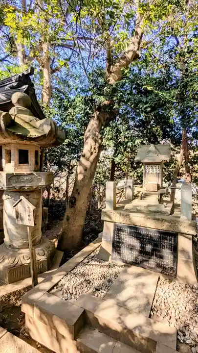検見川神社の末社・摂社
