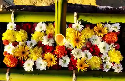 差出磯大嶽山神社 仕事と健康と厄よけの神さまの手水舎