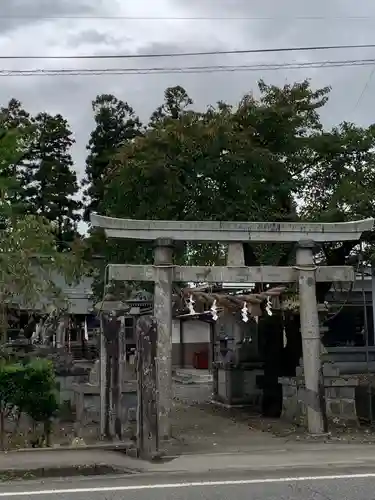 白山神社の鳥居
