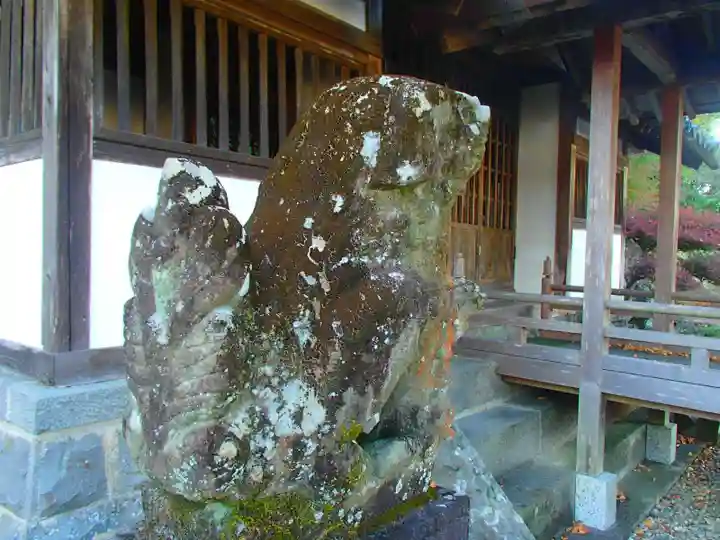 白山神社の狛犬