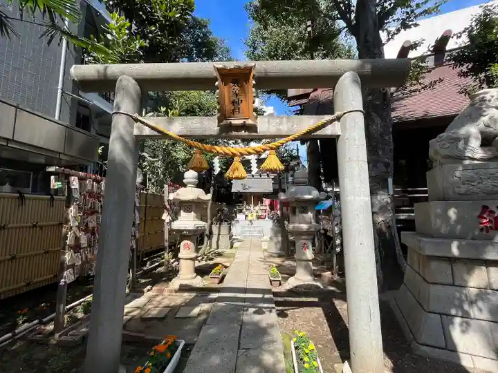 高円寺氷川神社の鳥居