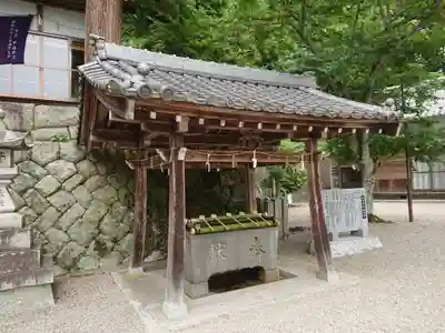 日置神社の手水舎