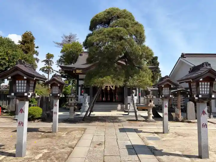 高靇神社の{uncategorized: "未分類", other: "その他", undefined: "問題あり", building: "その他建物", grave: "お墓", sacred_gate: "鳥居", guardian: "狛犬", statue: "像", buddha: "仏像", history: "歴史", nature: "自然", garden: "庭園", animal: "動物", pagoda: "塔", temizu: "手水舎", mountain_gate: "山門・神門", sanctuary: "本殿・本堂", subordinate: "末社・摂社", art: "芸術", scenery: "景色", jizo: "地蔵", ema: "絵馬", goshuin: "御朱印", omikuji: "おみくじ", items: "授与品その他", amulet: "お守り", goshuincho: "御朱印帳", eats: "食事", festival: "お祭り", votive_dance: "神楽", shichigosan: "七五三参", wedding: "結婚式", experience: "体験その他", initially: "初詣", around: "周辺", anti_infection: "感染症対策"}