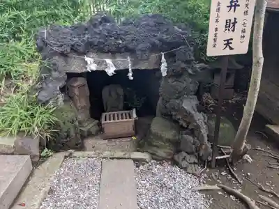 鳩ヶ谷氷川神社の末社・摂社