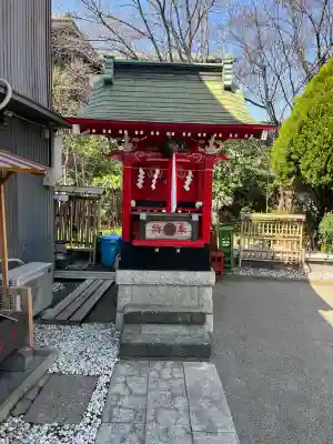 重幸稲荷神社の{uncategorized: "未分類", other: "その他", undefined: "問題あり", building: "その他建物", grave: "お墓", sacred_gate: "鳥居", guardian: "狛犬", statue: "像", buddha: "仏像", history: "歴史", nature: "自然", garden: "庭園", animal: "動物", pagoda: "塔", temizu: "手水舎", mountain_gate: "山門・神門", sanctuary: "本殿・本堂", subordinate: "末社・摂社", art: "芸術", scenery: "景色", jizo: "地蔵", ema: "絵馬", goshuin: "御朱印", omikuji: "おみくじ", items: "授与品その他", amulet: "お守り", goshuincho: "御朱印帳", eats: "食事", festival: "お祭り", votive_dance: "神楽", shichigosan: "七五三参", wedding: "結婚式", experience: "体験その他", initially: "初詣", around: "周辺", anti_infection: "感染症対策"}