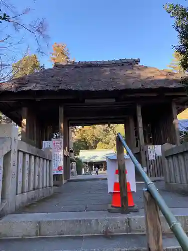 川勾神社の山門・神門