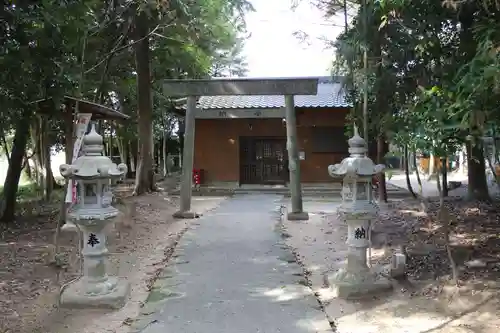 宇氣比神社の鳥居