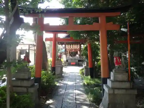 武信稲荷神社の鳥居