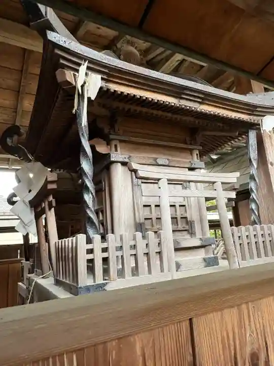 神明宮(天明町)の{uncategorized: "未分類", other: "その他", undefined: "問題あり", building: "その他建物", grave: "お墓", sacred_gate: "鳥居", guardian: "狛犬", statue: "像", buddha: "仏像", history: "歴史", nature: "自然", garden: "庭園", animal: "動物", pagoda: "塔", temizu: "手水舎", mountain_gate: "山門・神門", sanctuary: "本殿・本堂", subordinate: "末社・摂社", art: "芸術", scenery: "景色", jizo: "地蔵", ema: "絵馬", goshuin: "御朱印", omikuji: "おみくじ", items: "授与品その他", amulet: "お守り", goshuincho: "御朱印帳", eats: "食事", festival: "お祭り", votive_dance: "神楽", shichigosan: "七五三参", wedding: "結婚式", experience: "体験その他", initially: "初詣", around: "周辺", anti_infection: "感染症対策"}