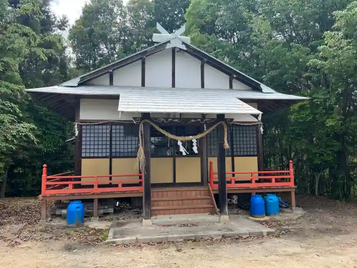 高乃宮神社の{uncategorized: "未分類", other: "その他", undefined: "問題あり", building: "その他建物", grave: "お墓", sacred_gate: "鳥居", guardian: "狛犬", statue: "像", buddha: "仏像", history: "歴史", nature: "自然", garden: "庭園", animal: "動物", pagoda: "塔", temizu: "手水舎", mountain_gate: "山門・神門", sanctuary: "本殿・本堂", subordinate: "末社・摂社", art: "芸術", scenery: "景色", jizo: "地蔵", ema: "絵馬", goshuin: "御朱印", omikuji: "おみくじ", items: "授与品その他", amulet: "お守り", goshuincho: "御朱印帳", eats: "食事", festival: "お祭り", votive_dance: "神楽", shichigosan: "七五三参", wedding: "結婚式", experience: "体験その他", initially: "初詣", around: "周辺", anti_infection: "感染症対策"}