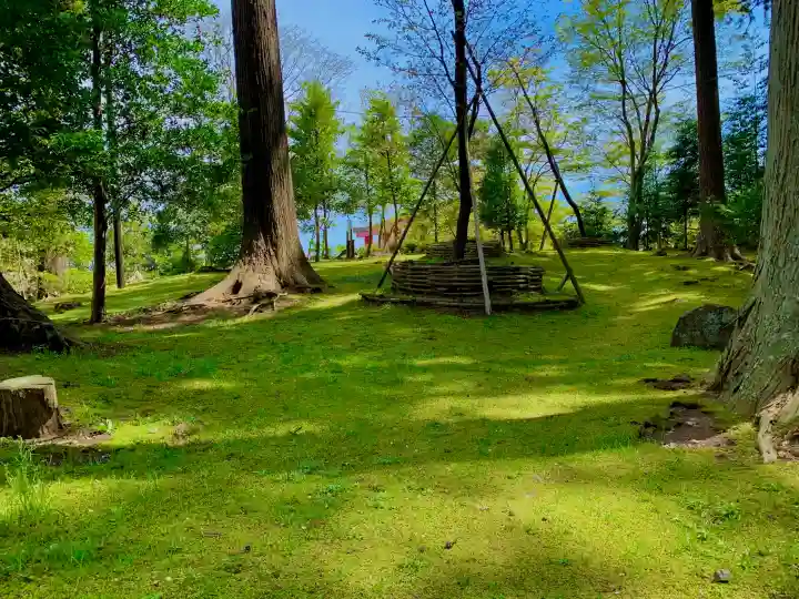 志波彦神社・鹽竈神社の{uncategorized: "未分類", other: "その他", undefined: "問題あり", building: "その他建物", grave: "お墓", sacred_gate: "鳥居", guardian: "狛犬", statue: "像", buddha: "仏像", history: "歴史", nature: "自然", garden: "庭園", animal: "動物", pagoda: "塔", temizu: "手水舎", mountain_gate: "山門・神門", sanctuary: "本殿・本堂", subordinate: "末社・摂社", art: "芸術", scenery: "景色", jizo: "地蔵", ema: "絵馬", goshuin: "御朱印", omikuji: "おみくじ", items: "授与品その他", amulet: "お守り", goshuincho: "御朱印帳", eats: "食事", festival: "お祭り", votive_dance: "神楽", shichigosan: "七五三参", wedding: "結婚式", experience: "体験その他", initially: "初詣", around: "周辺", anti_infection: "感染症対策"}