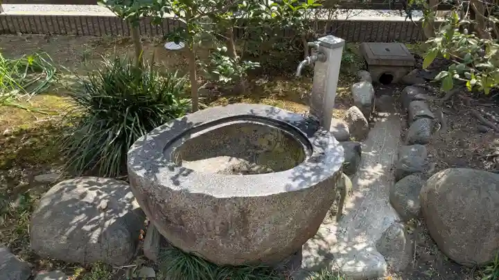 御嶽山神社の手水舎