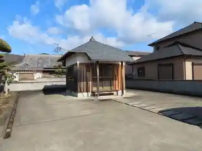 満蔵院の本殿・本堂