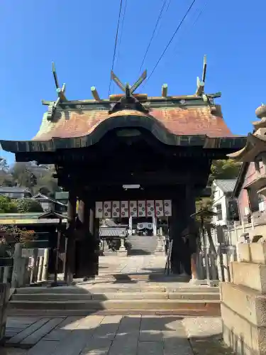 艮神社の{uncategorized: "未分類", other: "その他", undefined: "問題あり", building: "その他建物", grave: "お墓", sacred_gate: "鳥居", guardian: "狛犬", statue: "像", buddha: "仏像", history: "歴史", nature: "自然", garden: "庭園", animal: "動物", pagoda: "塔", temizu: "手水舎", mountain_gate: "山門・神門", sanctuary: "本殿・本堂", subordinate: "末社・摂社", art: "芸術", scenery: "景色", jizo: "地蔵", ema: "絵馬", goshuin: "御朱印", omikuji: "おみくじ", items: "授与品その他", amulet: "お守り", goshuincho: "御朱印帳", eats: "食事", festival: "お祭り", votive_dance: "神楽", shichigosan: "七五三参", wedding: "結婚式", experience: "体験その他", initially: "初詣", around: "周辺", anti_infection: "感染症対策"}