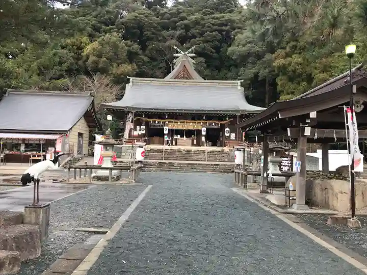 石見国一宮 物部神社の本殿・本堂