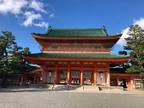 平安神宮の山門・神門