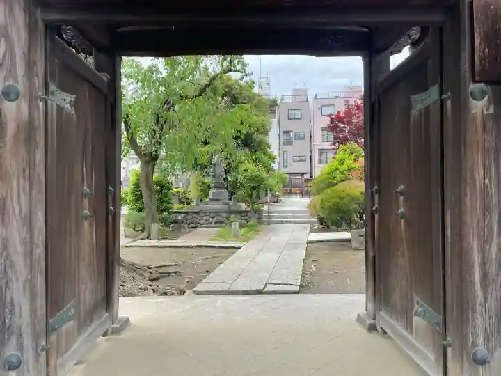 寶蔵院の{uncategorized: "未分類", other: "その他", undefined: "問題あり", building: "その他建物", grave: "お墓", sacred_gate: "鳥居", guardian: "狛犬", statue: "像", buddha: "仏像", history: "歴史", nature: "自然", garden: "庭園", animal: "動物", pagoda: "塔", temizu: "手水舎", mountain_gate: "山門・神門", sanctuary: "本殿・本堂", subordinate: "末社・摂社", art: "芸術", scenery: "景色", jizo: "地蔵", ema: "絵馬", goshuin: "御朱印", omikuji: "おみくじ", items: "授与品その他", amulet: "お守り", goshuincho: "御朱印帳", eats: "食事", festival: "お祭り", votive_dance: "神楽", shichigosan: "七五三参", wedding: "結婚式", experience: "体験その他", initially: "初詣", around: "周辺", anti_infection: "感染症対策"}
