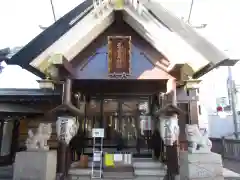 元三島神社の本殿