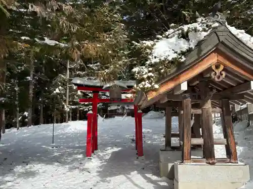 上林不動尊の{uncategorized: "未分類", other: "その他", undefined: "問題あり", building: "その他建物", grave: "お墓", sacred_gate: "鳥居", guardian: "狛犬", statue: "像", buddha: "仏像", history: "歴史", nature: "自然", garden: "庭園", animal: "動物", pagoda: "塔", temizu: "手水舎", mountain_gate: "山門・神門", sanctuary: "本殿・本堂", subordinate: "末社・摂社", art: "芸術", scenery: "景色", jizo: "地蔵", ema: "絵馬", goshuin: "御朱印", omikuji: "おみくじ", items: "授与品その他", amulet: "お守り", goshuincho: "御朱印帳", eats: "食事", festival: "お祭り", votive_dance: "神楽", shichigosan: "七五三参", wedding: "結婚式", experience: "体験その他", initially: "初詣", around: "周辺", anti_infection: "感染症対策"}