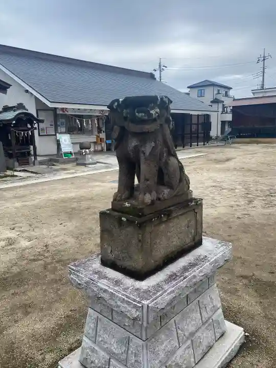 高靇神社の狛犬