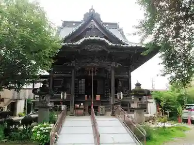秩父札所十三番 慈眼寺の本殿・本堂