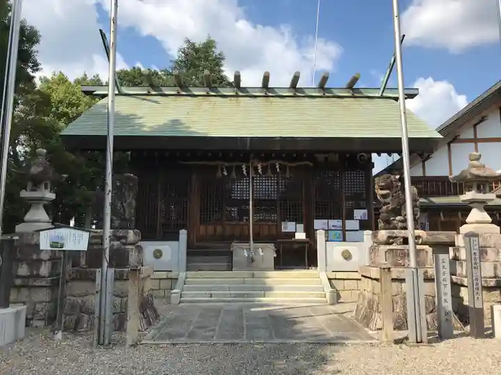 御井神社の本殿・本堂