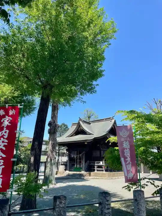 稲荷社の{uncategorized: "未分類", other: "その他", undefined: "問題あり", building: "その他建物", grave: "お墓", sacred_gate: "鳥居", guardian: "狛犬", statue: "像", buddha: "仏像", history: "歴史", nature: "自然", garden: "庭園", animal: "動物", pagoda: "塔", temizu: "手水舎", mountain_gate: "山門・神門", sanctuary: "本殿・本堂", subordinate: "末社・摂社", art: "芸術", scenery: "景色", jizo: "地蔵", ema: "絵馬", goshuin: "御朱印", omikuji: "おみくじ", items: "授与品その他", amulet: "お守り", goshuincho: "御朱印帳", eats: "食事", festival: "お祭り", votive_dance: "神楽", shichigosan: "七五三参", wedding: "結婚式", experience: "体験その他", initially: "初詣", around: "周辺", anti_infection: "感染症対策"}