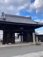 道隆寺の{uncategorized: "未分類", other: "その他", undefined: "問題あり", building: "その他建物", grave: "お墓", sacred_gate: "鳥居", guardian: "狛犬", statue: "像", buddha: "仏像", history: "歴史", nature: "自然", garden: "庭園", animal: "動物", pagoda: "塔", temizu: "手水舎", mountain_gate: "山門・神門", sanctuary: "本殿・本堂", subordinate: "末社・摂社", art: "芸術", scenery: "景色", jizo: "地蔵", ema: "絵馬", goshuin: "御朱印", omikuji: "おみくじ", items: "授与品その他", amulet: "お守り", goshuincho: "御朱印帳", eats: "食事", festival: "お祭り", votive_dance: "神楽", shichigosan: "七五三参", wedding: "結婚式", experience: "体験その他", initially: "初詣", around: "周辺", anti_infection: "感染症対策"}