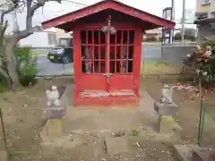 稲荷神社の本殿